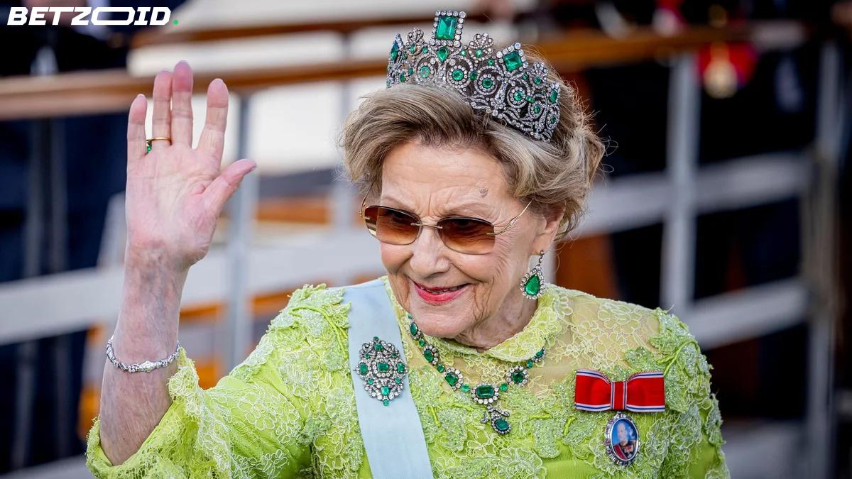 100,000 Fans, a King on Drums, and Haaland With a Dead Raccoon: Norway's Homecoming Had Everything.