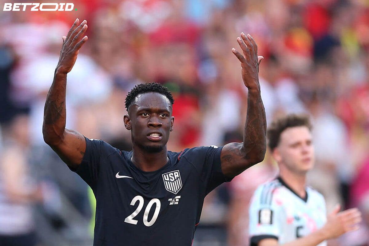 Balogun's Everton Move Falls Through — A World Cup Summer That Led Nowhere.