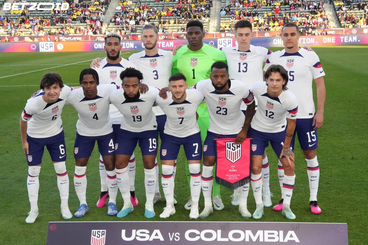 Gomez Snaps at Giroud: The US Isn't an MLS Country, But It Is a Football Country.