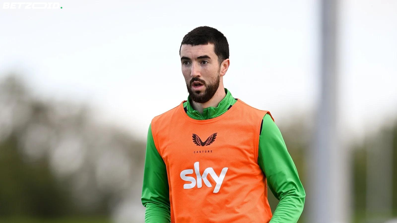 Hallgrimsson: Azaz 'Wants to Belong' to Ireland Despite Tricky Situation.