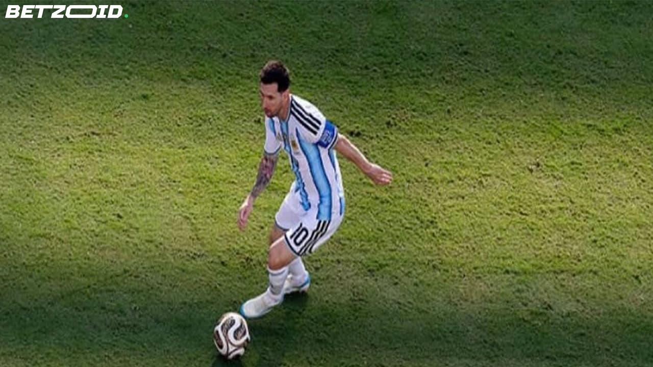 Messi's Gold Jersey and One Last Goodbye to Argentina.