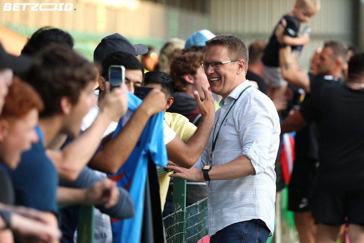 Valdas Dambrauskas Cleaned Pub Floors in London. Now He's Taking Sabah FK to Old Trafford..